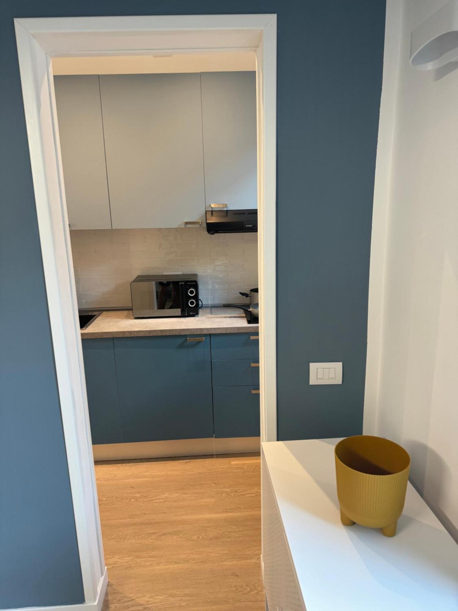 Sansepolcro33 Apartment Наполи Екстериор снимка