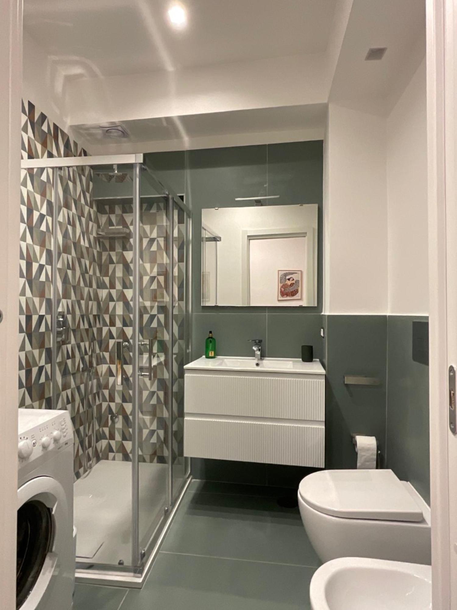 Sansepolcro33 Apartment Наполи Екстериор снимка