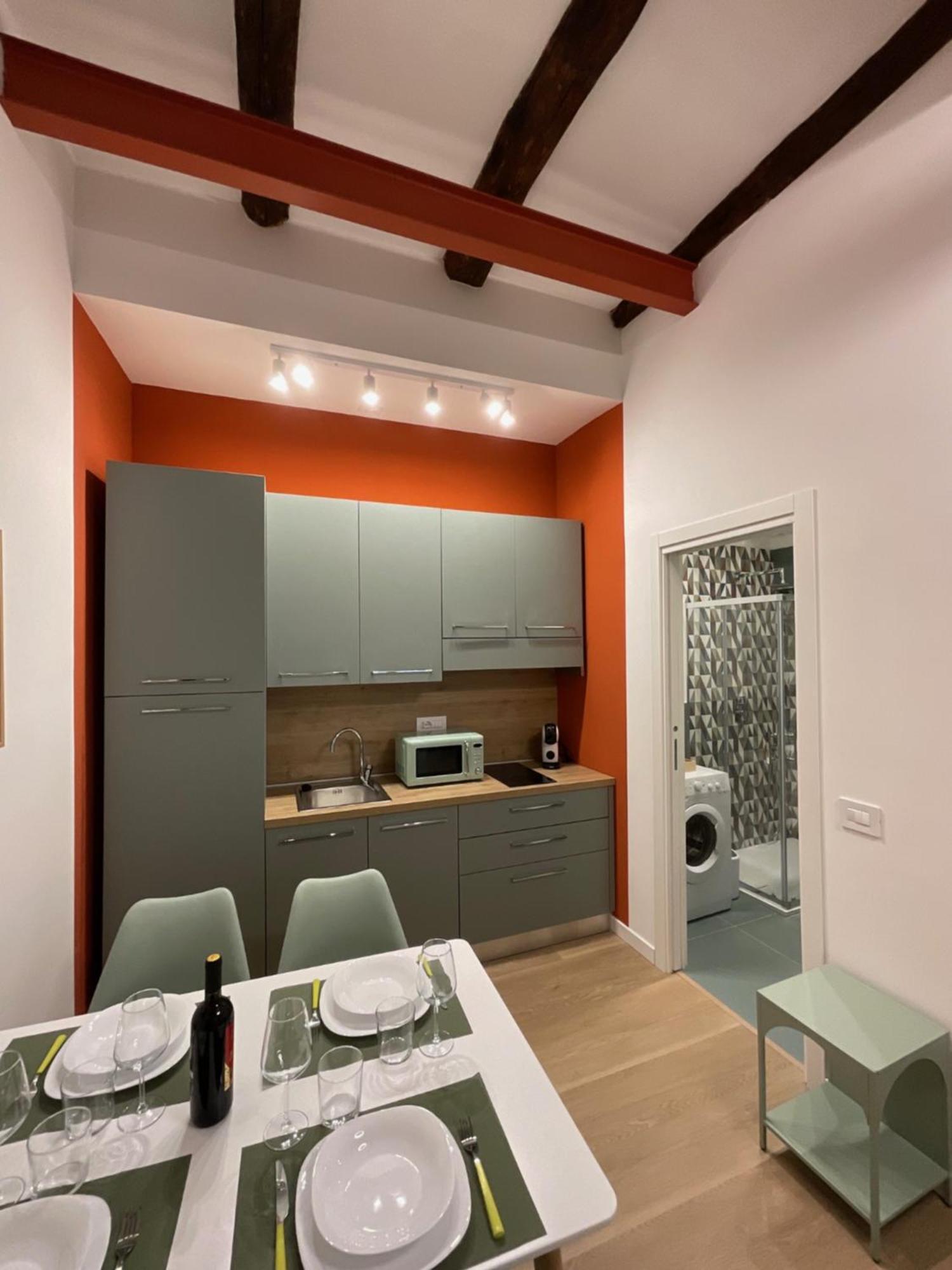 Sansepolcro33 Apartment Наполи Екстериор снимка