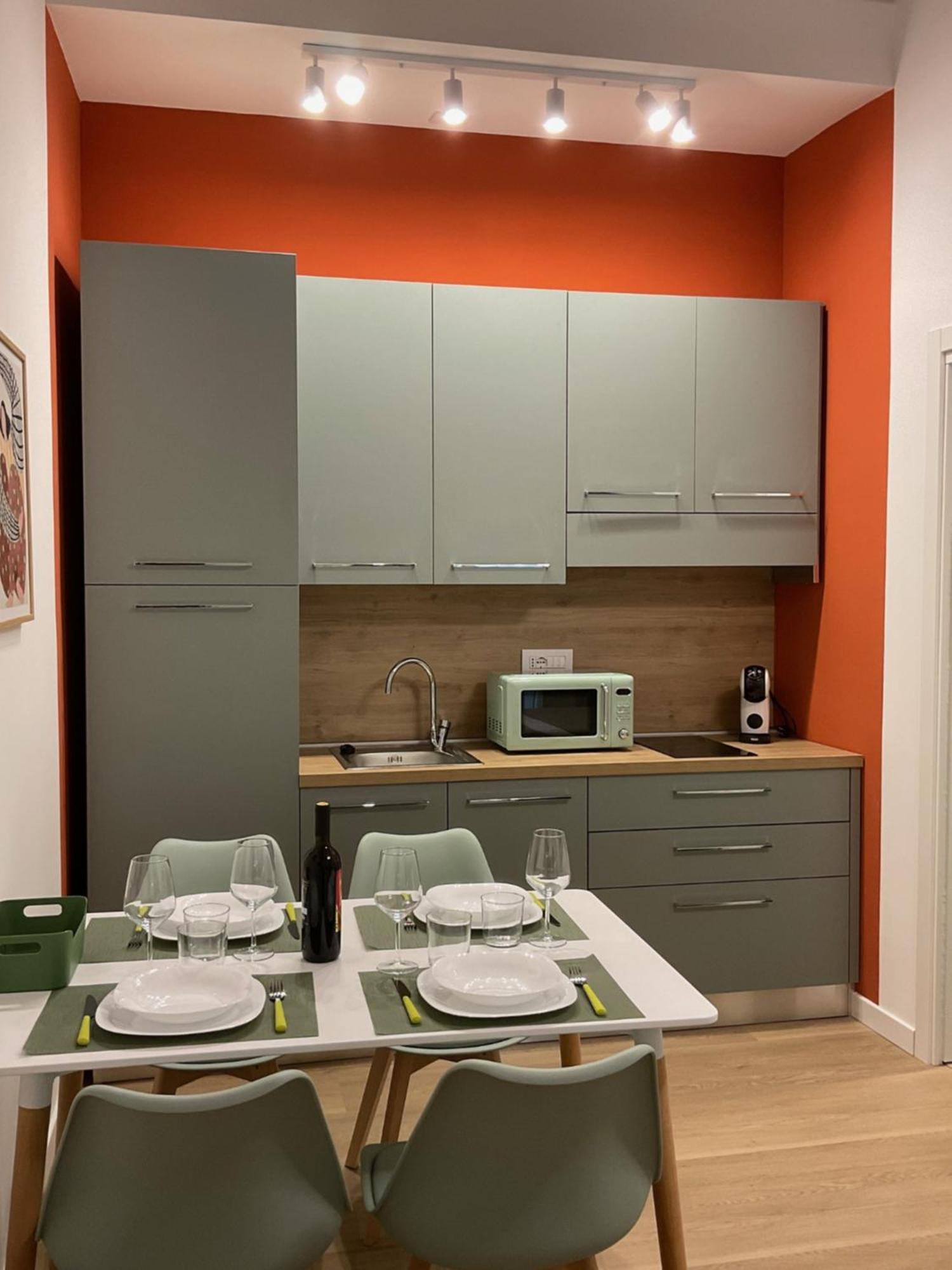 Sansepolcro33 Apartment Наполи Екстериор снимка