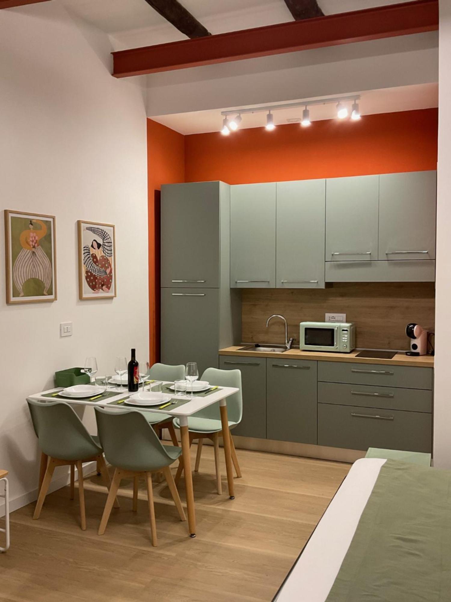 Sansepolcro33 Apartment Наполи Екстериор снимка