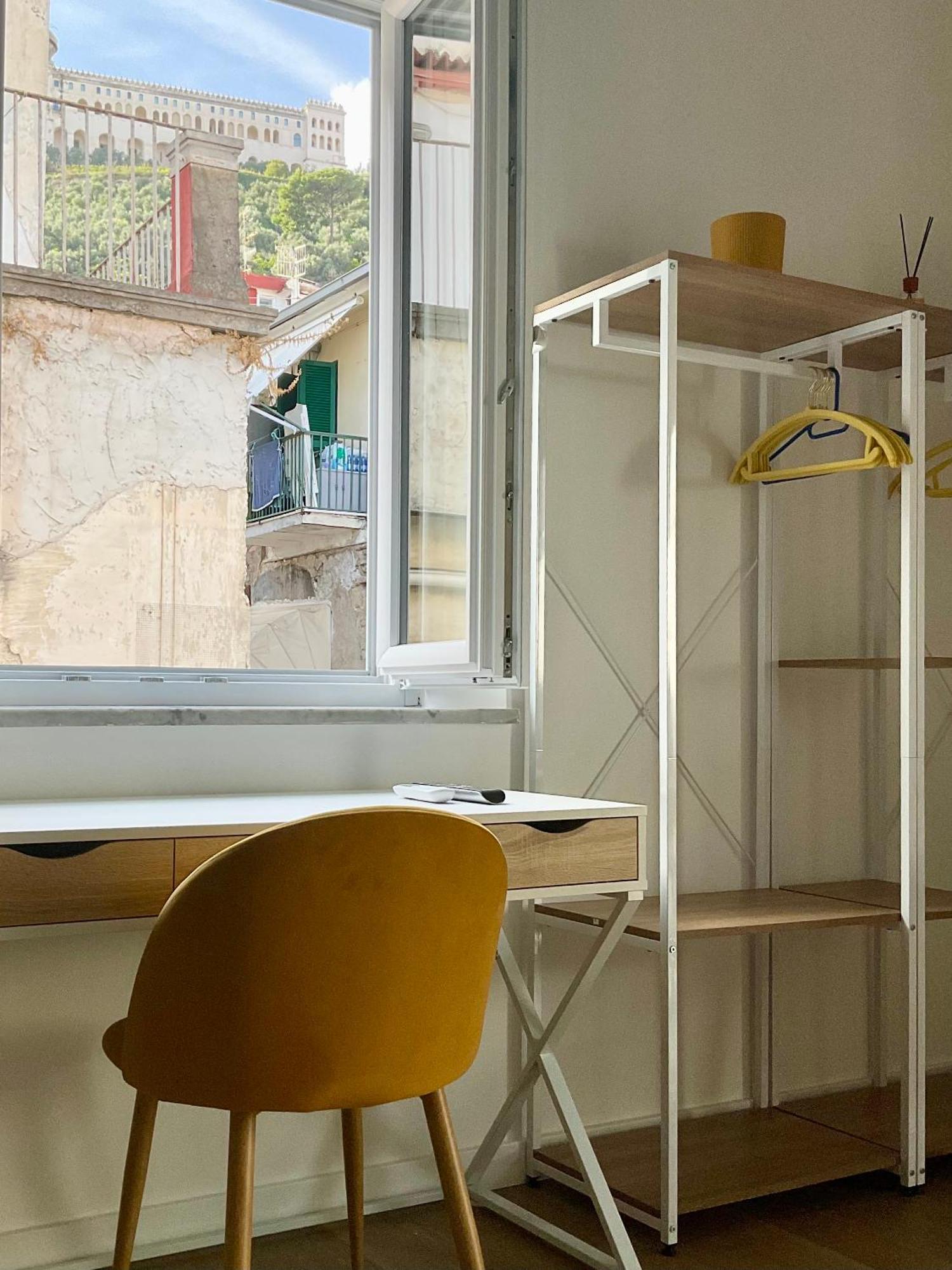 Sansepolcro33 Apartment Наполи Екстериор снимка